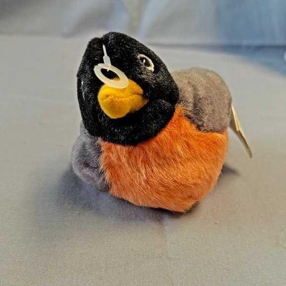 SINGING BIRD, PLAYS REAL BIRD CALLS, AMERICAN ROBIN, 6 L x 4 ½ W x 4 ¾ H INCH - Picture 2 of 16